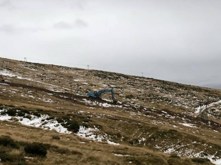 Accident cu un grup de zeci de studenţi. Profesorul care îi însoţea a murit