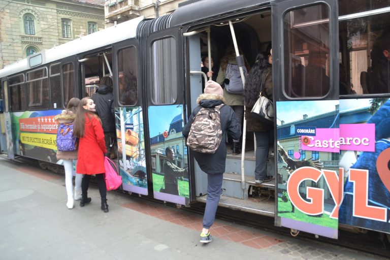 Controale preventive, fără amenzi, pe mijloacele de transport în comun din Timișoara
