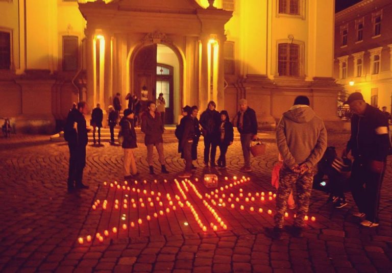 Acțiune de sensibilizare la Timișoara. „Un Milion de Stele” pentru oamenii fără adăpost. Foto