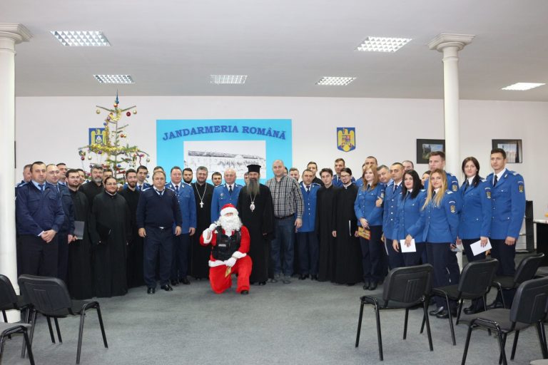 „Deschide ușa creștine ”… Cine e ? … „Jandarmeria!” video