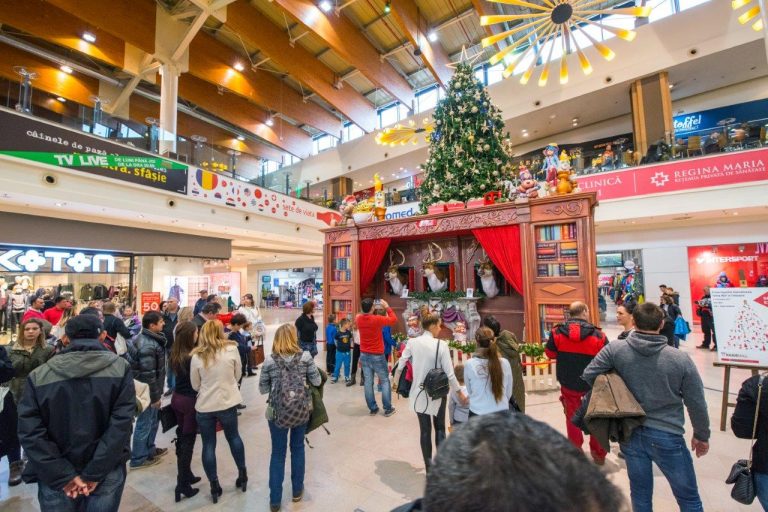 Crăciunul este magic, la Iulius Mall Timișoara: peste 4.500 de premii și decorațiuni de poveste – foto