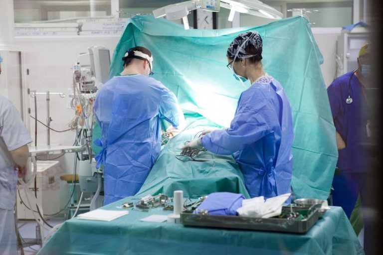 Ministrul Sănătății: „Scăderile salariale la unii angajați nu sunt atât de dramatice”!