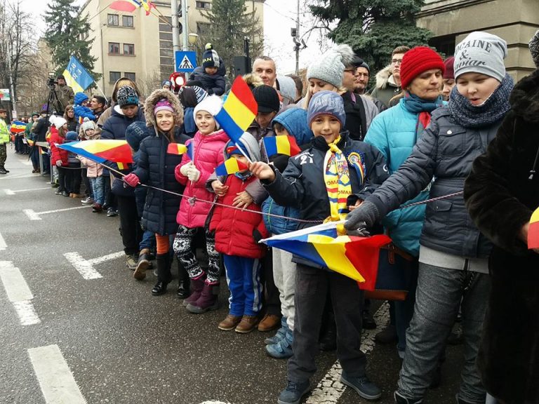La Timișoara a început parada de 1 decembrie