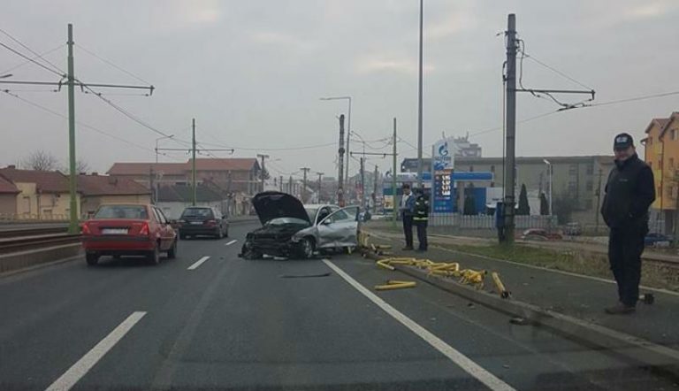 Accident… păgubos pentru un șofer! Ce i s-a întâmplat în această dimineață!