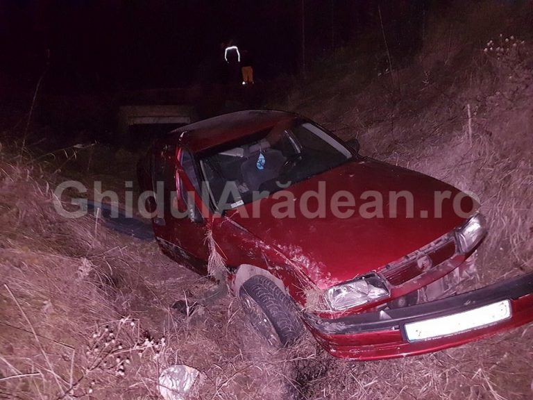 Accident spectaculos în vestul țării. Ce a putut face un șofer!