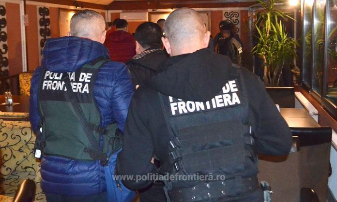 frontiera grupare migranti