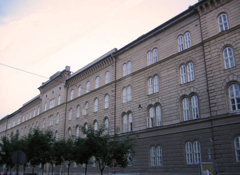 Tribunalul Timiș își suspendă activitatea mai multe zile, ca formă de protest faţă de modificările aduse legilor justiţiei