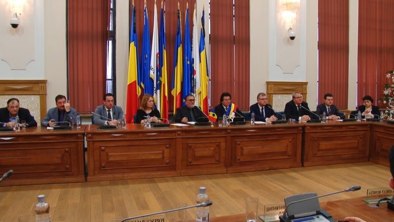 Ședinţă extraordinară de comemorare a eroilor martiri ai Revoluţiei din Timişoara. Foto-Video