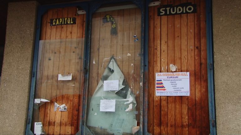 Cinema Dacia, focar de infecţie într-un cartier timişorean în apropierea zonei centrale-foto-video