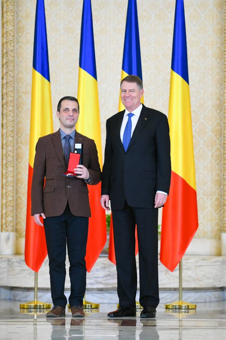 Profesorul Lucian Drăguț de la UVT a devenit cavaler