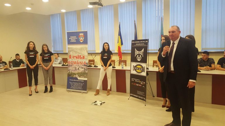 Gala WKA Fighters League a ajuns la Reșița, sportivii la cântarul oficial – live