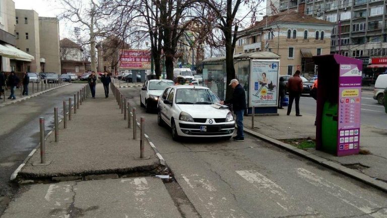 Taximetriştii din Timișoara, luaţi în vizor de poliţiştii locali