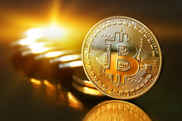 Primul jucător transferat cu moneda virtuală Bitcoin, vezi ce echipă a făcut achiziția