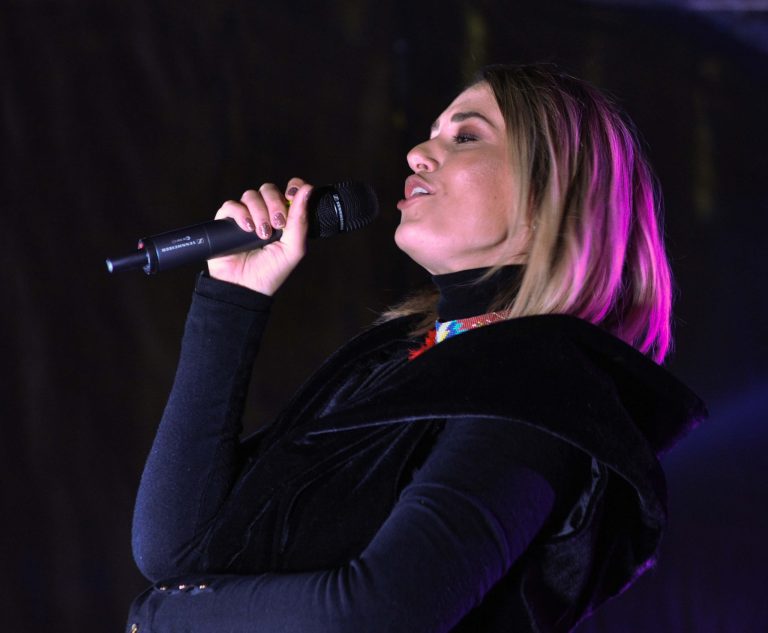 Feli Donose a născut. Prima imagine cu fetița artistei timișorence