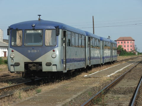 Un tren Regio a luat foc într-o gară din Banat