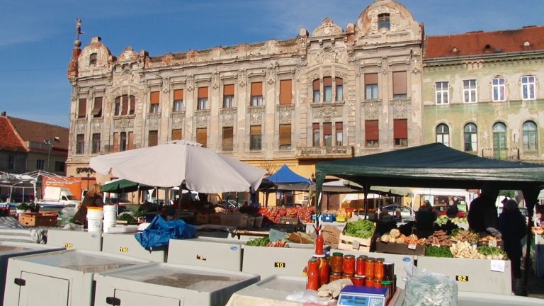 Piaţa Badea Cârţan rămasă în suspensie – Video