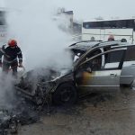 incendiu la autoturism in Moldova Noua (4)