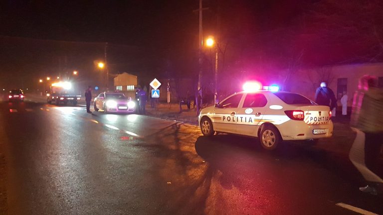 Accident desprins din filmele de acțiune! O bubuitură puternică a scos mai mulți locatari din case! Video