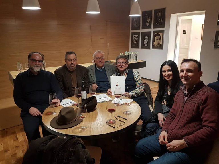 Un doctor faimos din Banat si prietenii săi, scriitorii !