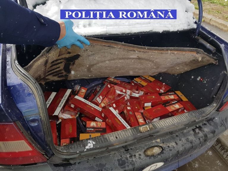 Zeci de mii de țigări de contrabandă descoperite în Lugoj. Foto