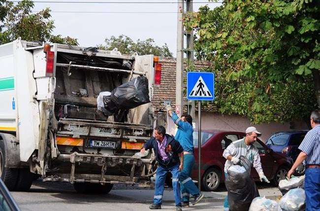 Acţiune ecologică de Curăţenie generală de primăvară, la Timișoara