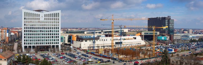 Târguri tematice, observații astronomice și teatru de copii, în week-end, la Iulius Mall