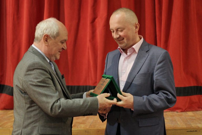 Forumul German și-a desemnat o nouă conducere și un nou purtător al Insignei de Aur