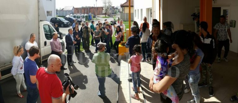 Scandal într-un cartier de locuințe sociale! A descins chiar primarul. Ce au putut face locatarii