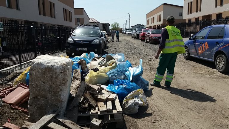 Lupta cu deșeurile într-o comunitate unită sau ”Dumbrăvița curată” Foto-Video
