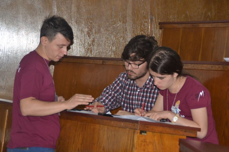 Mediciniștii au devenit pentru o zi profesori! Cui au predat studenții de la UMF ,,Victor Babeș” lecții de viață Foto-video