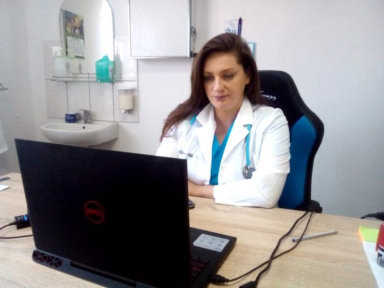 Povestea doctoriței care a dat Coasta Bretaniei din Franța pe un sat din România
