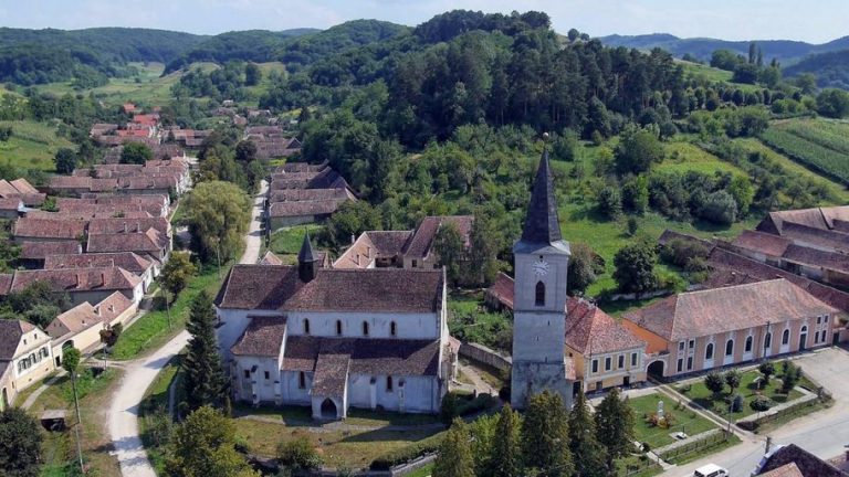 Există o localitate în România unde se trăiește mai bine decât în Germania. Cine spune acest lucru