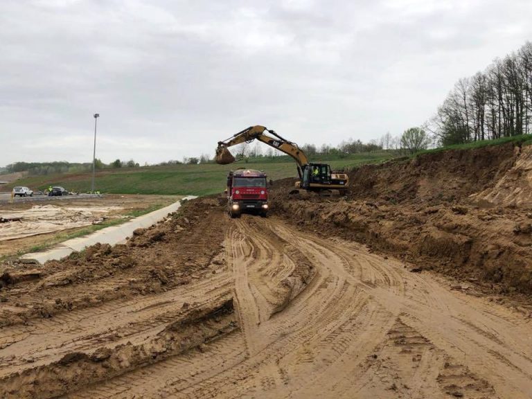 Decizie istorică: constructor de autostradă obligat să plătească un lot demolat