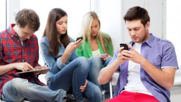 Scad tarifele pentru portarea numerelor de telefon! Cât vor fi acestea și de când intră în vigoare.