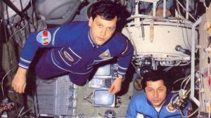 32423066_2235072809842636_1835237545600876544_n