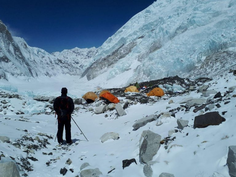 Alpinistul Horia Colibășanu a renunțat la expediția din Everest! „Era risc să pornească o avalanșă”