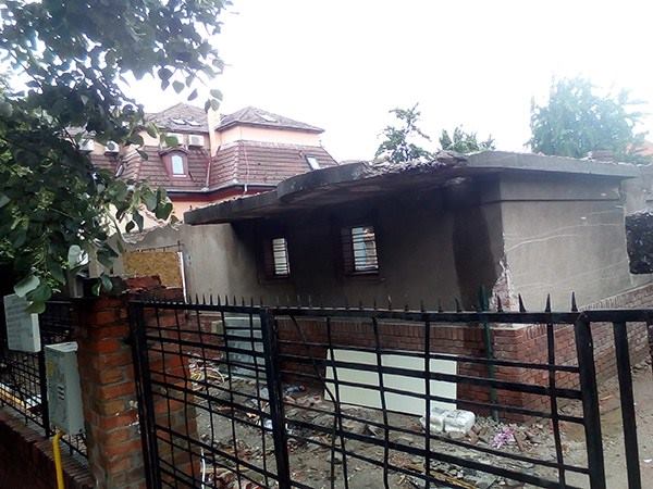 Povestea tristă a vilei interbelice de pe Virgil Madgearu continuă… tot trist