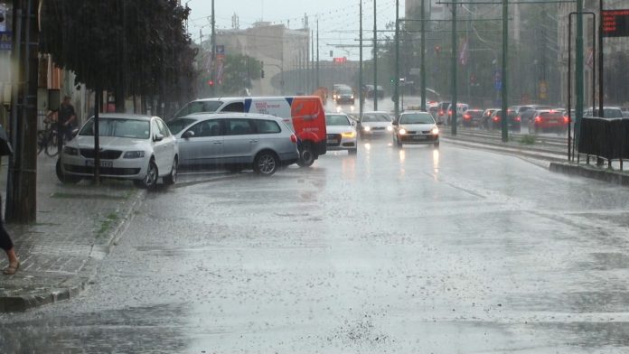 PLoaie torențială.Still035