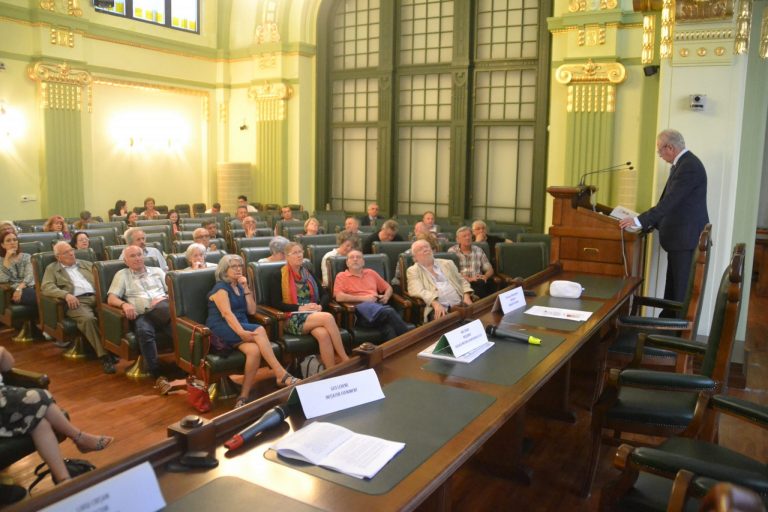 Prietenii lui Napoleon III s-au adunat în Sala Senatului Politehnicii pentru a vorbi despre Unire