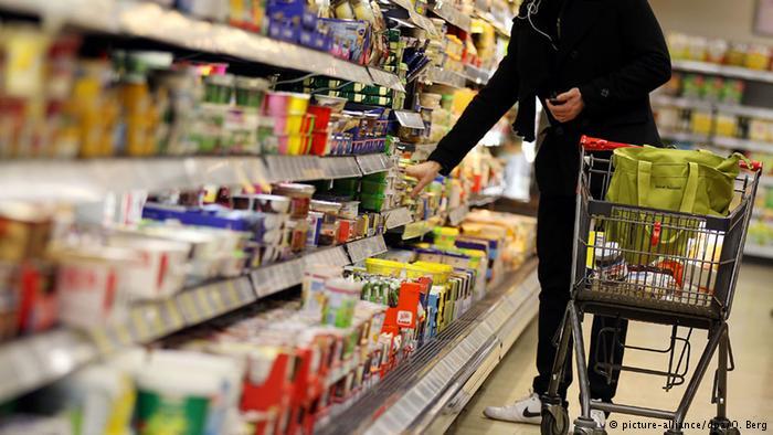 Nereguli grave la un hipermarket din țară! Decizie în premieră a Protecției Consumatorilor