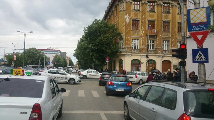 intersectie blocata5