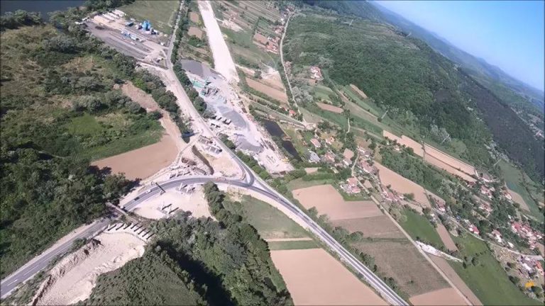 Ultimele vești despre lucrările de pe lotul 4 al autostrăzii Lugoj – Deva. Video