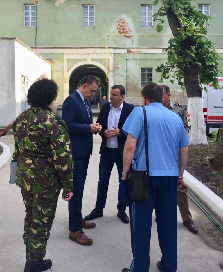 Ministrul Apărării Naționale, Mihai Fifor, a vizitat Timișoara. Foto