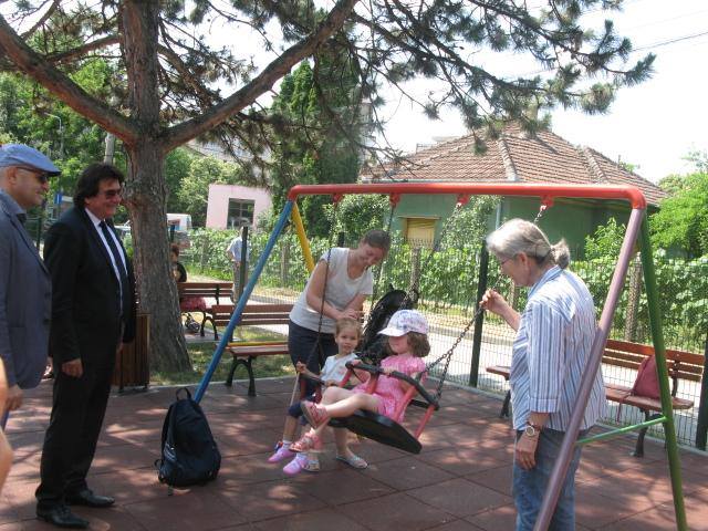 Ce mai face Primăria Timişoara pentru cei mici? Reabilitează 3 locuri de joacă