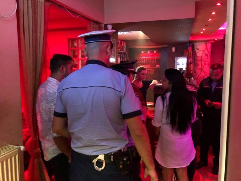 Razie, noaptea trecută, la Timișoara! Polițiștii au descins în barurile din oraș Foto