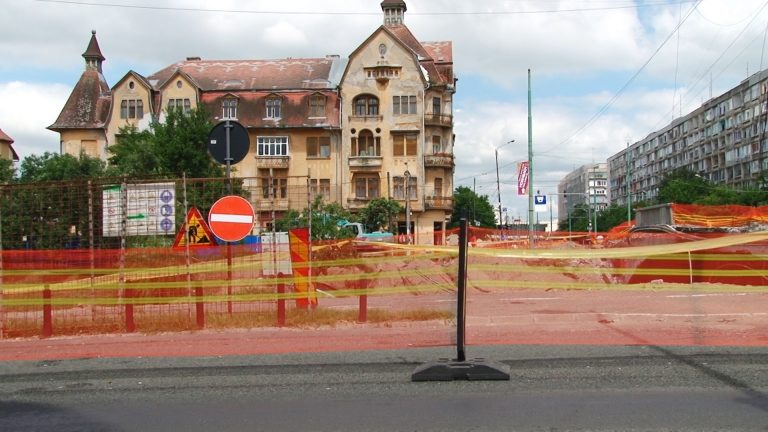 De ce nu se lucrează la podurile istorice ale Timișoarei, aflate în șantier