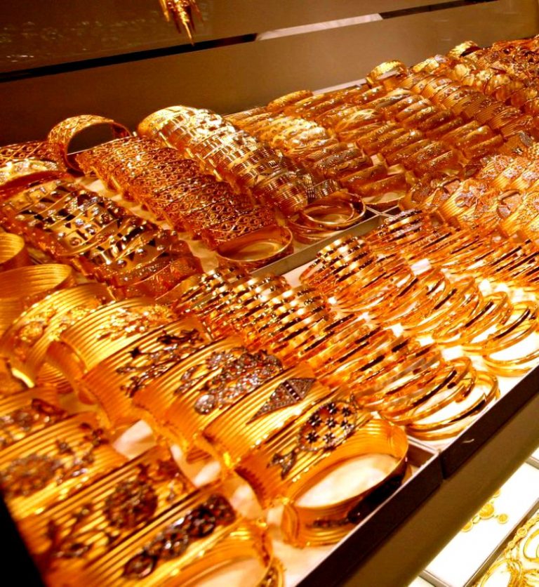 Kilograme de bijuterii din aur furate în urma unui jaf, la Timișoara