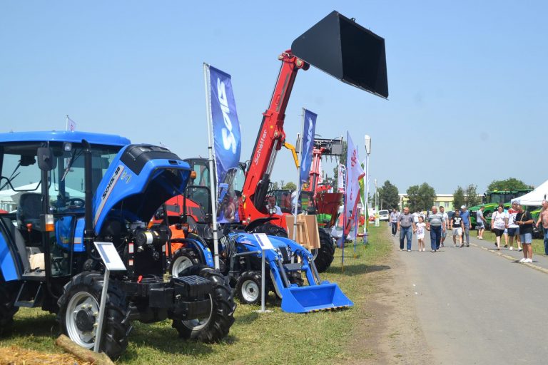 Banat Agralim și-a deschis porțile! Cu ce surprize sunt așteptați timișorenii Foto-video