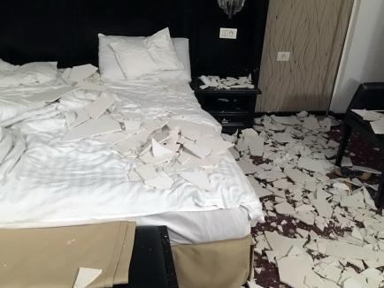 Turistă rănită la Băile Felix după ce tavanul camerei de hotel s-a prăbușit peste ea