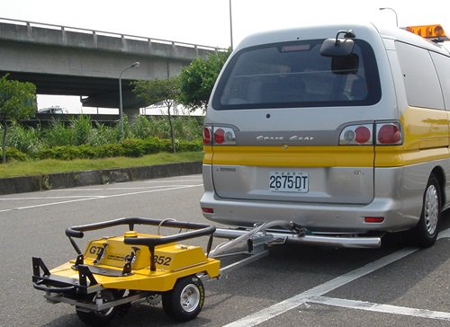 Toate autostrăzile din România vor fi testate cu un echipament special achiziționat de CNAIR